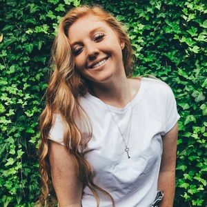 Meet your Posher, Isabella